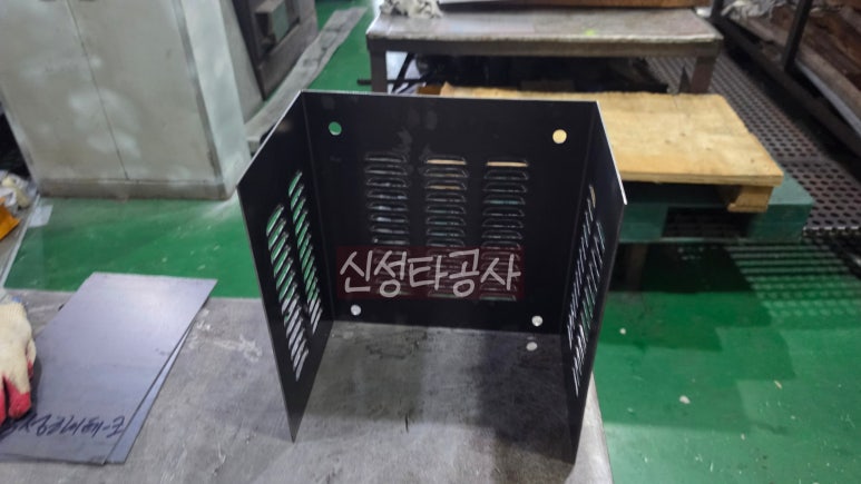 철판 루버타공 제작 3
